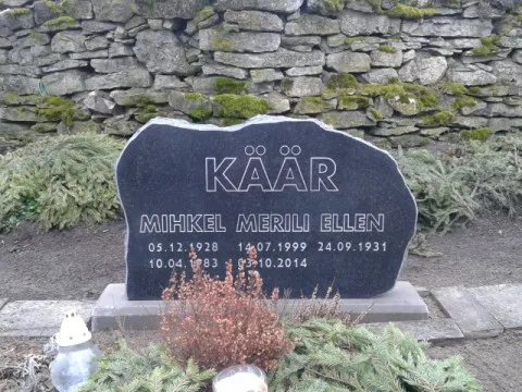 Uuesti graveeritud hauakivi