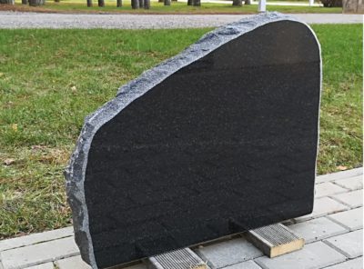 Hauakivi-U-67x46x10cm