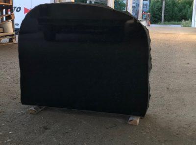 Hauakivi-k22-79x64x15cm