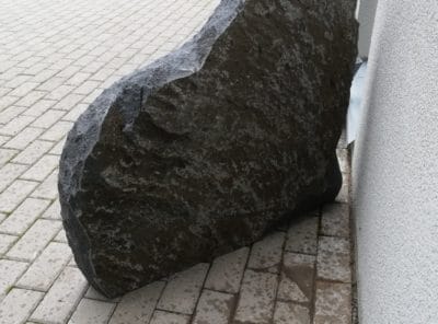 Hauakivi -kar3-89x85x13cm