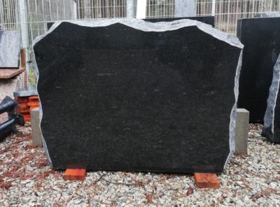 Hauakivi-U-74x57x10cm