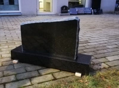 Hauakivi – Upol-56x36x10cm