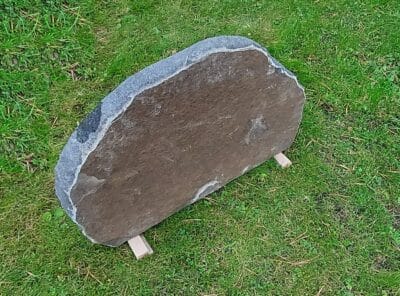 Hauakivi-karelia-65x42x7cm
