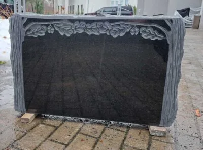 Надгробная плита — дубы-76x48x10cm