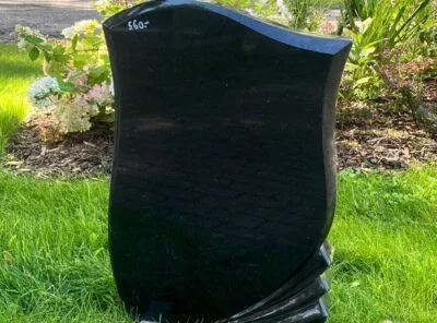 Надгробный камень-K30-50x70x10cm