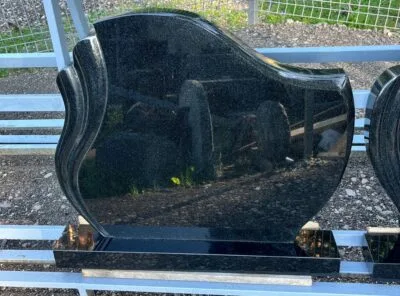 Надгробный камень-311-73x58x6cm