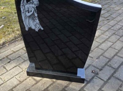 Могильный камень-552-53x70x6,5cm